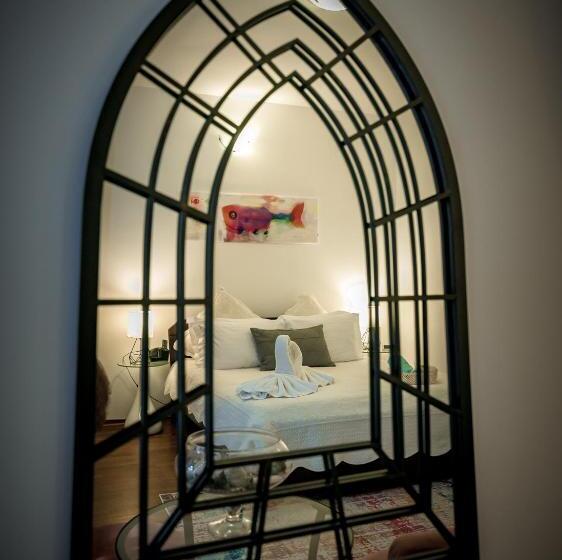 스위트, Villa Casafina Serviced Apartments