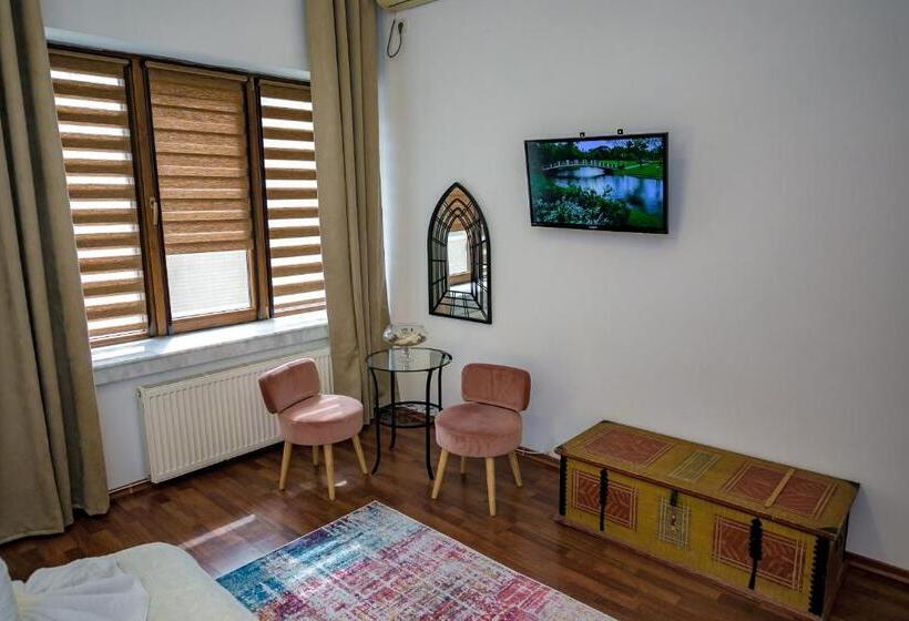 Люкс, Villa Casafina Serviced Apartments