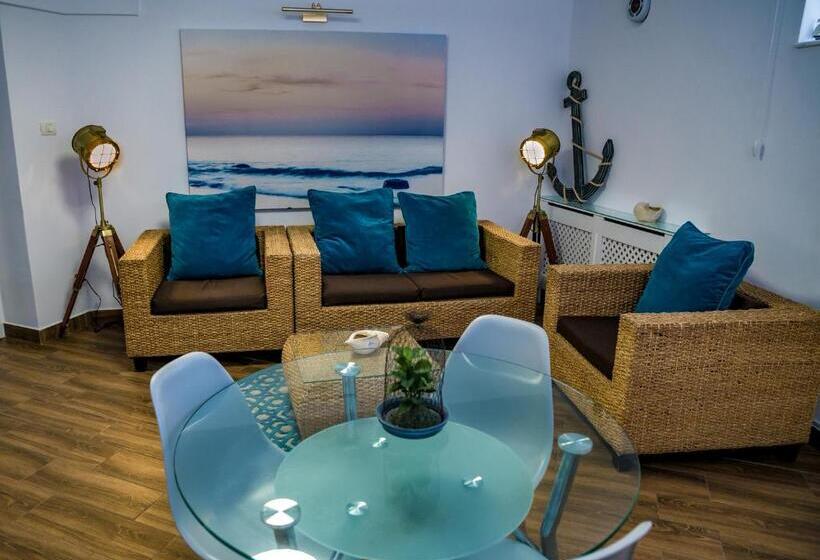 Апартаменты 2 Спальни, Villa Casafina Serviced Apartments