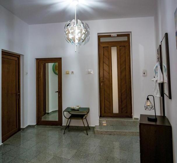 스위트, Villa Casafina Serviced Apartments