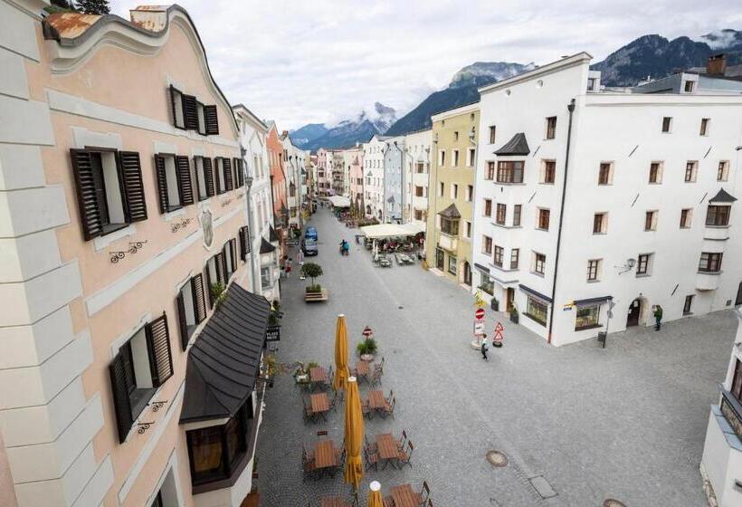 Номер Стандарт, Haus Schlosskeller