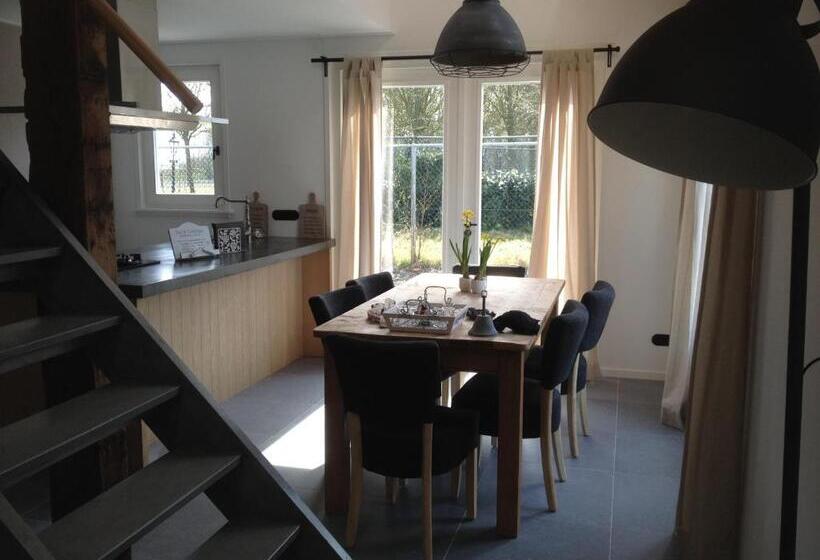 ３ベッドルームハウス, Bed & Breakfast Zeeland