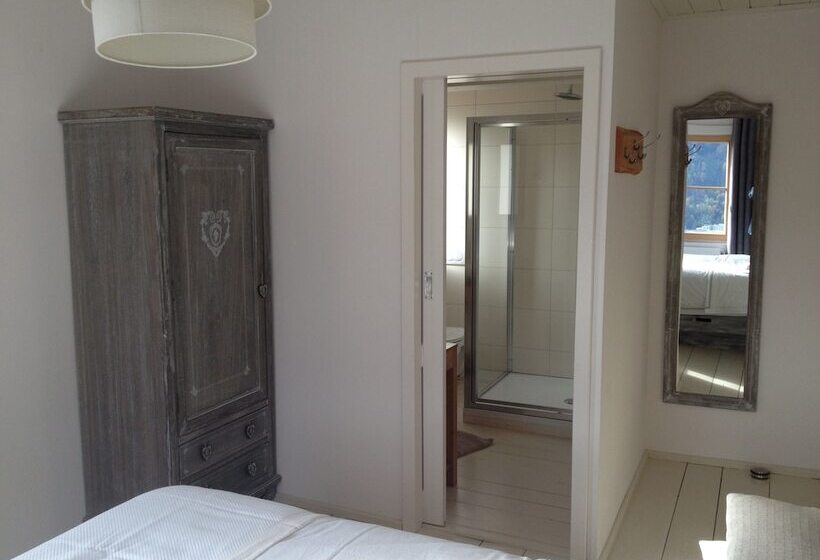 اتاق استاندارد با چشم‌انداز دریاچه, 30   Adults Only