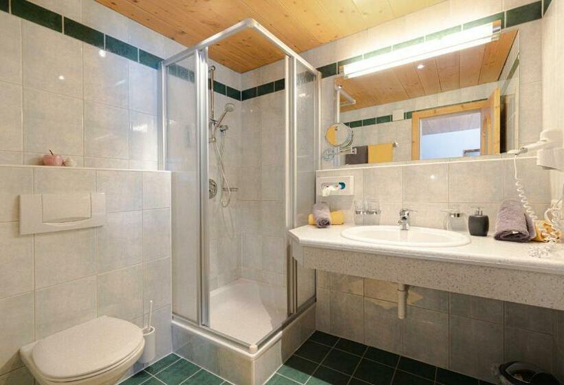 2ベッドルームアパートメント, Ausserwieserhof