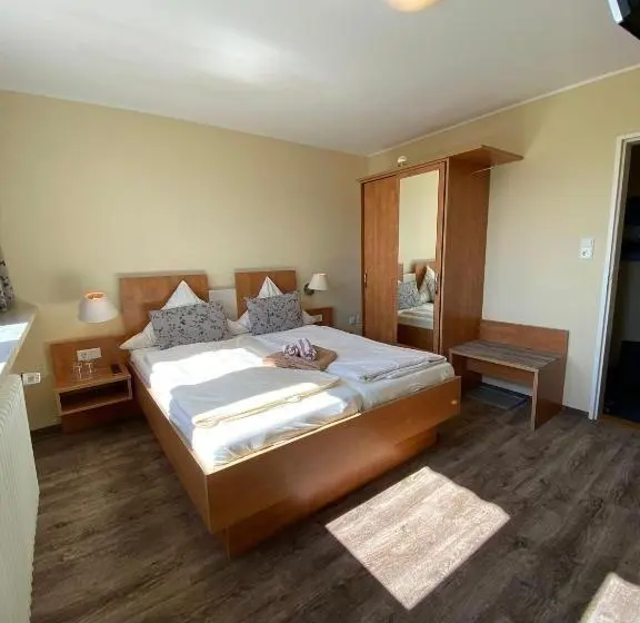 スタンダードルーム, Buten Diek Hotel Restaurant Gmbh &