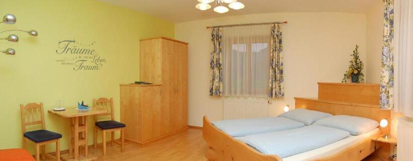 חדר קומפורט, Lehnerhof