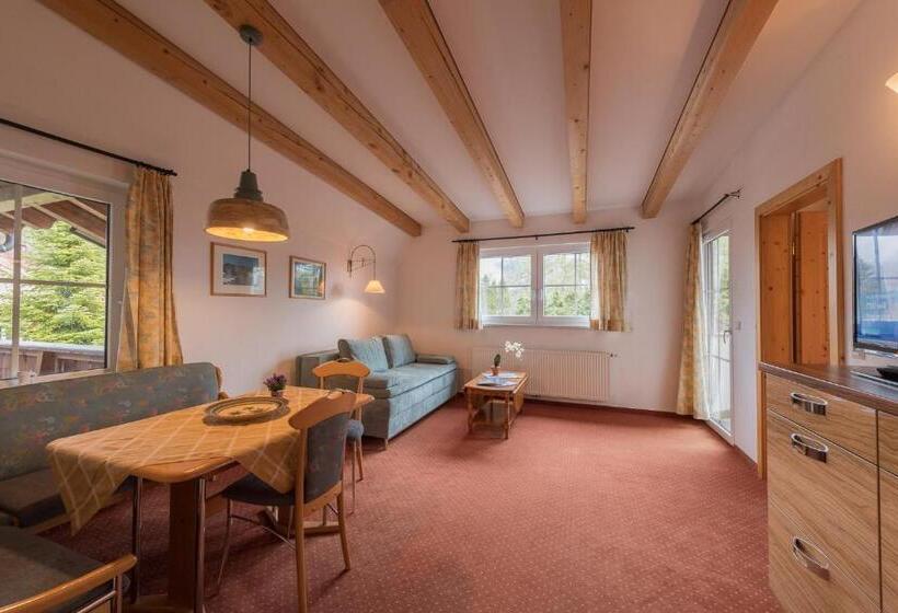 Апартаменты 2 Спальни, Landhaus Charlotte Apartments Tirol