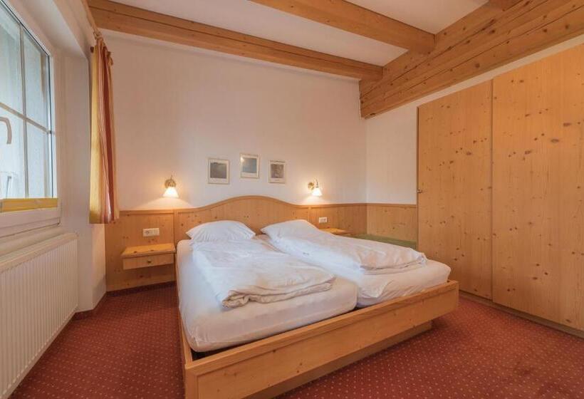 Апартаменты 2 Спальни, Landhaus Charlotte Apartments Tirol