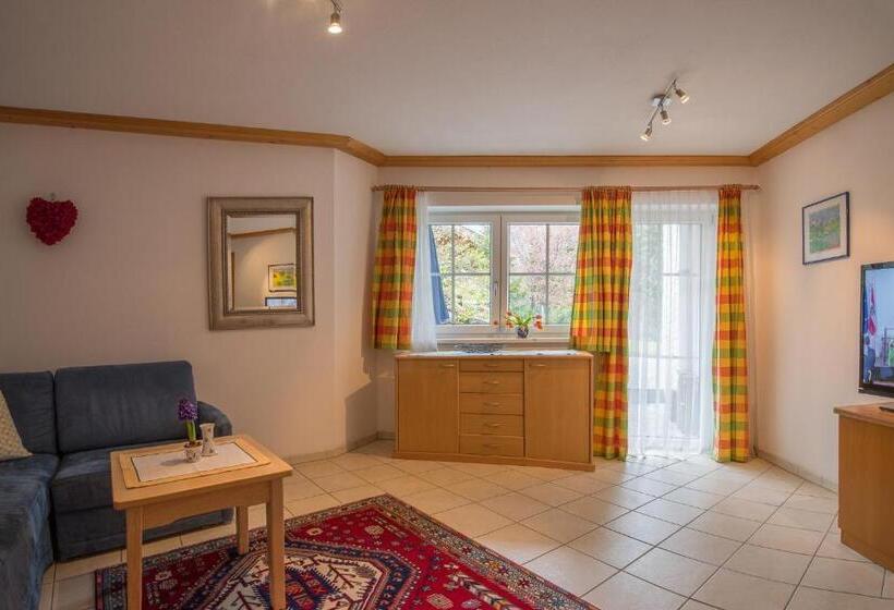Апартаменты 2 Спальни, Landhaus Charlotte Apartments Tirol