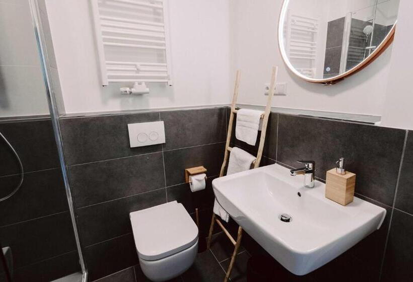 Номер Комфорт, Schlafladen Hildesheim Hotel & Hostel