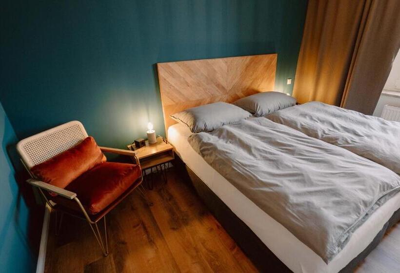 Номер Комфорт, Schlafladen Hildesheim Hotel & Hostel