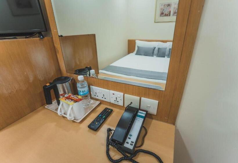 اتاق استاندارد, 81 Sakura