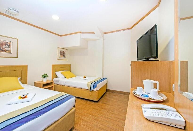 اتاق استاندارد, 81 Sakura