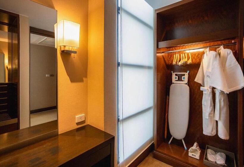 سوییت جونیور, Aetas Lumpini