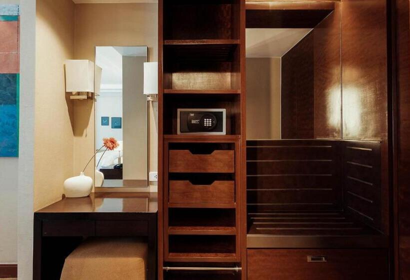 سوییت لوکس, Aetas Lumpini