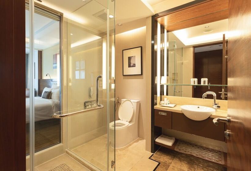 سوییت جونیور, Aetas Lumpini