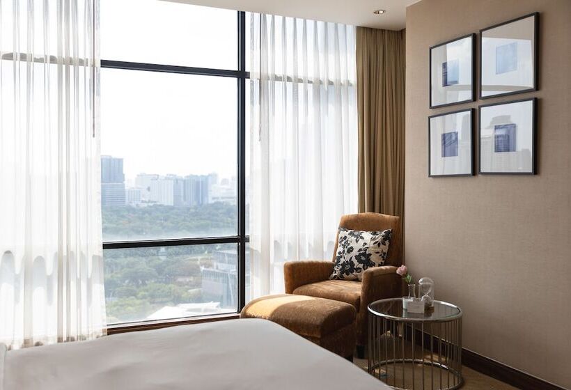 سوییت جونیور, Aetas Lumpini