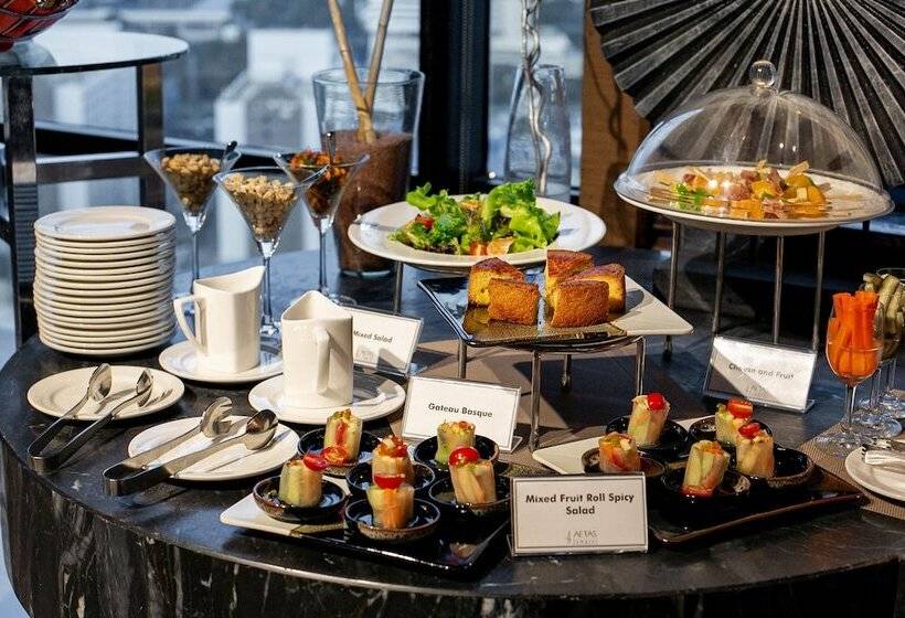 سوئیت پریمیوم, Aetas Lumpini