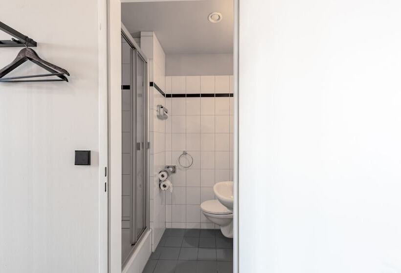 اتاق استاندارد یک نفره, a&o Hamburg City