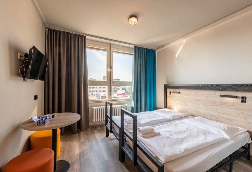 标准单人间, a&o Hamburg City