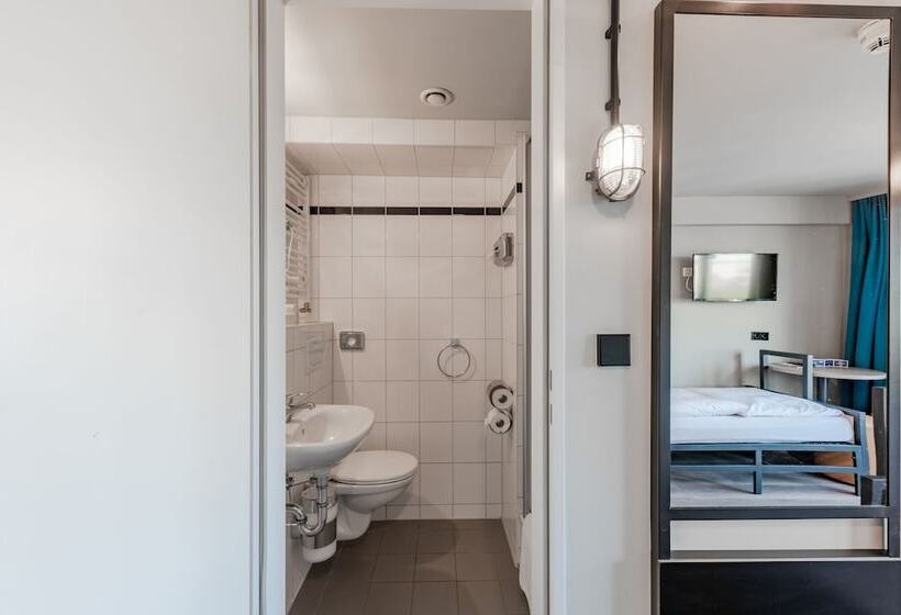 تختخواب در اتاق مشترک, a&o Hamburg City