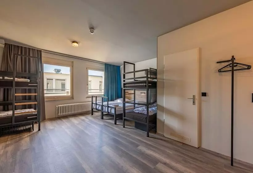 تختخواب در اتاق مشترک, a&o Hamburg City