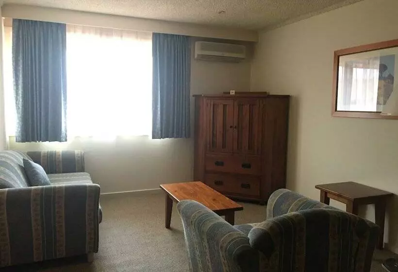 Executive-sviitti, Bruce County