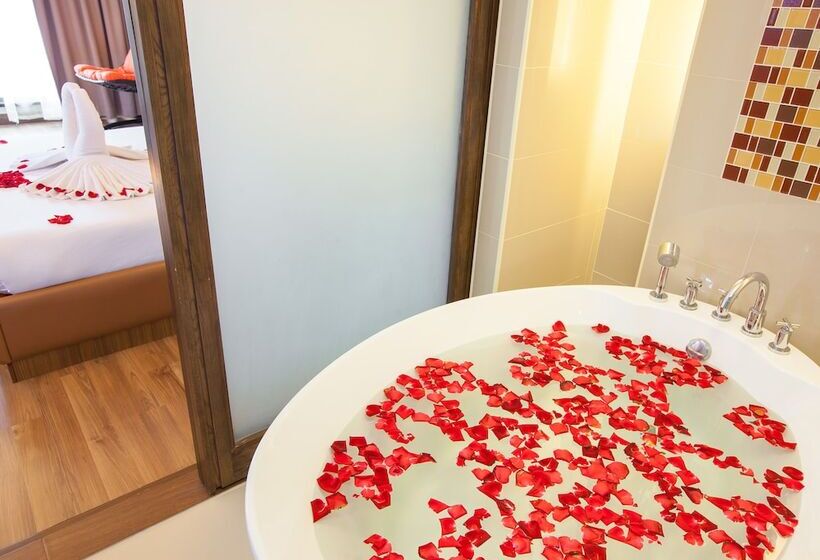 جناح بريميوم, Chiangmai Grandview Hotel & Convention Center   Sha Extra Plus