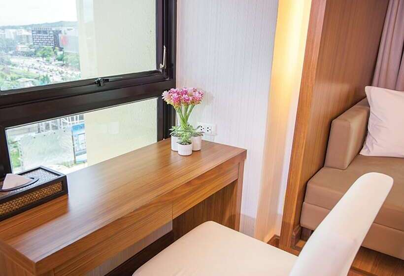 Люкс Премиум, Chiangmai Grandview Hotel & Convention Center   Sha Extra Plus