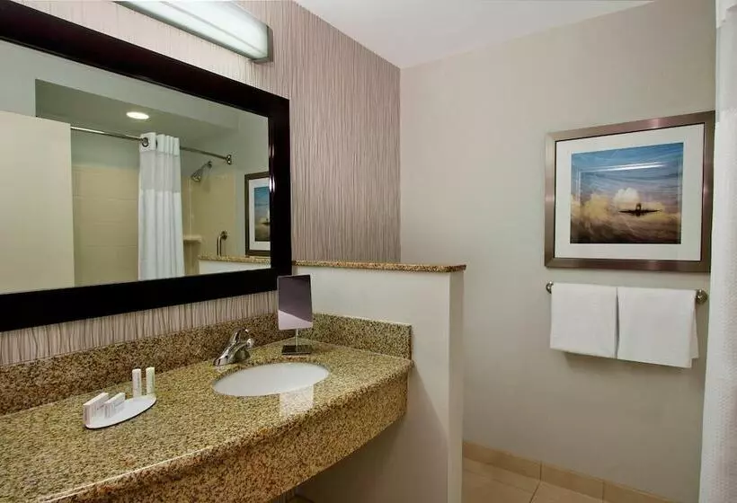 سوییت, Courtyard Atlanta Airport West