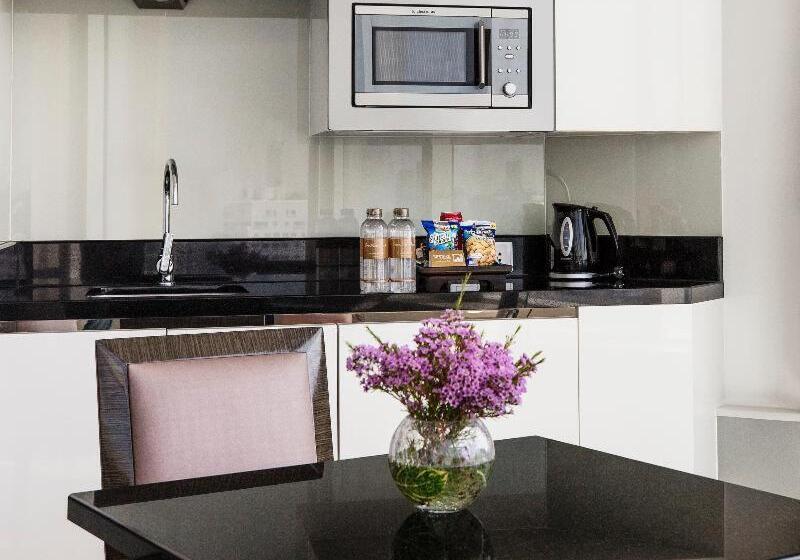 اتاق استاندارد, Grande Centre Point Hotel Terminal21