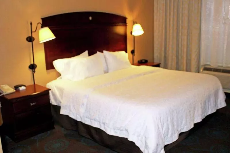 Standard-huone King-vuode, Hampton Inn Gallipolis