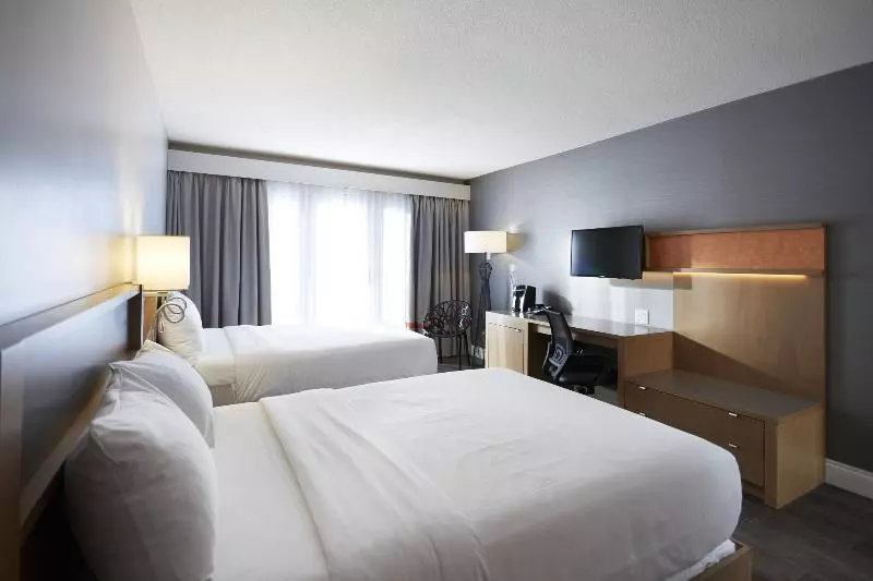 キングサイズベッドのスタンダードルーム, Holiday Inn Express Williamsburg North, An Ihg