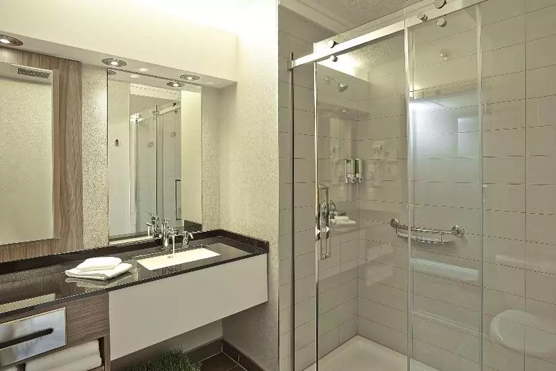 キングサイズベッドのスタンダードルーム, Holiday Inn Express Williamsburg North, An Ihg