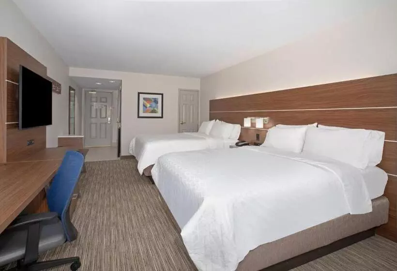 Standard-invahuone, Holiday Inn Express Yreka Shasta Area, An Ihg