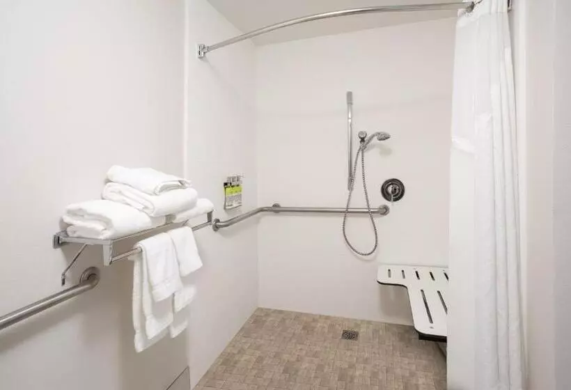 Standard-invahuone King-vuode, Holiday Inn Express Yreka Shasta Area, An Ihg