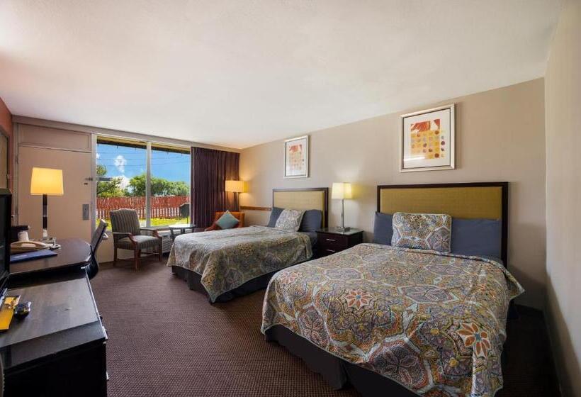 غرفة قياسية, Knights Inn Oakley