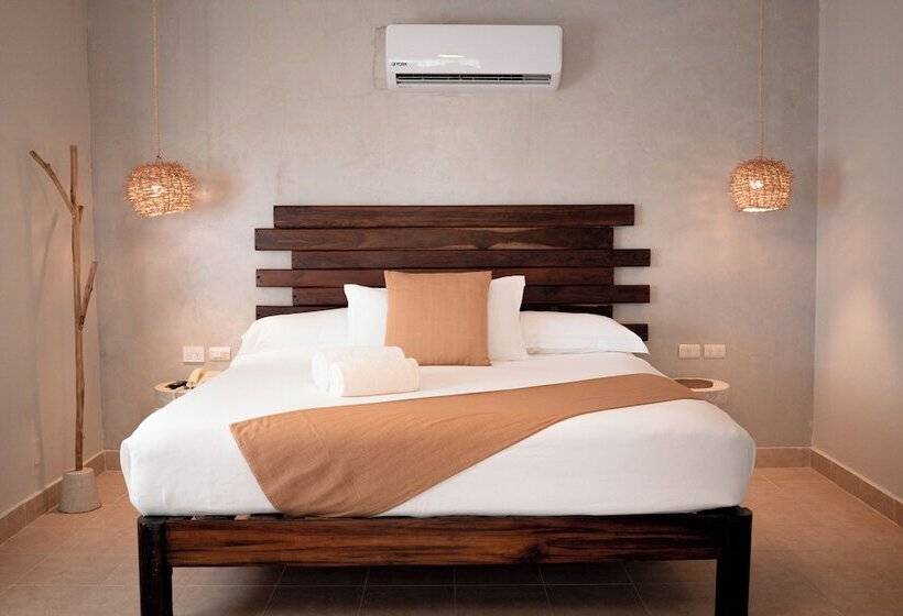 オーシャンビューのプレミアムルーム。, Petit Lafitte Beach Front Hotel & Bungalows