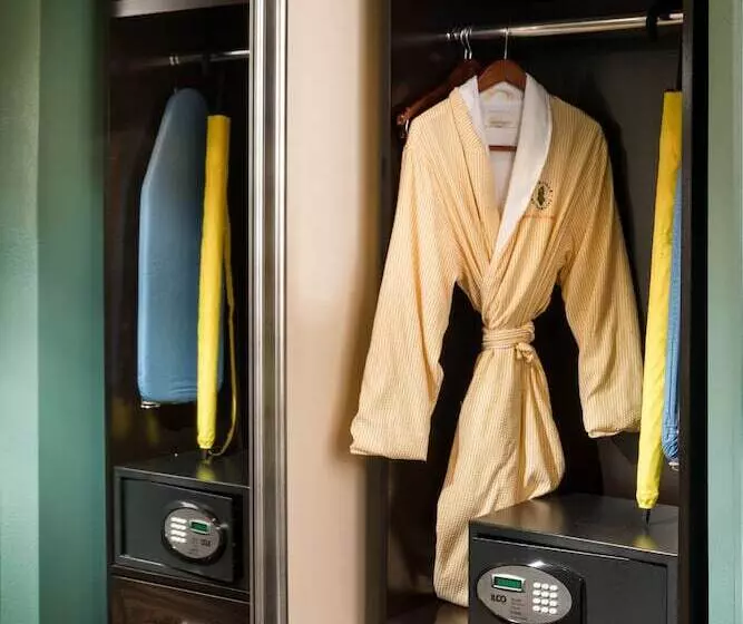 سوییت, Staypineapple, The Maxwell Hotel, Seattle Center Seattle
