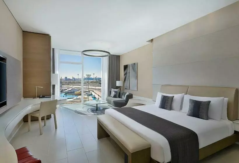 اتاق استاندارد با تخت بزرگ, W Abu Dhabi Yas Island