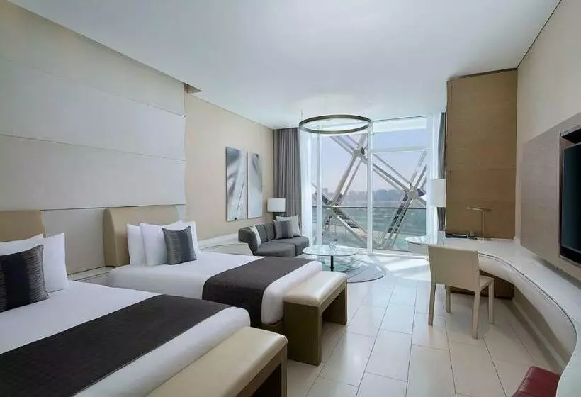 اتاق استاندارد با بالکن, W Abu Dhabi Yas Island