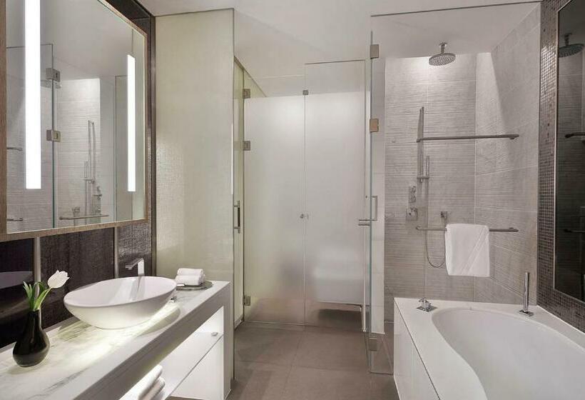 اتاق استاندارد با چشمانداز, W Abu Dhabi  Yas Island