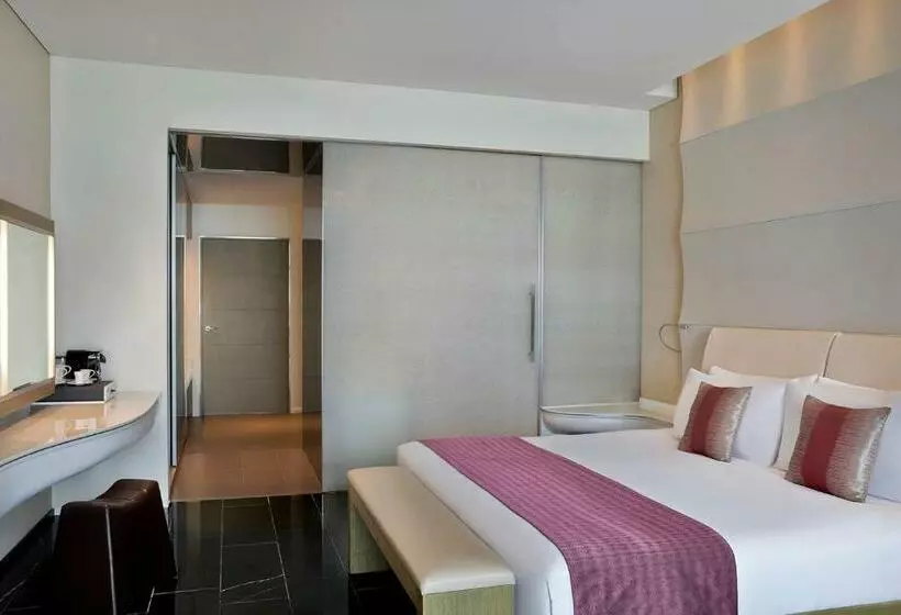 اتاق استاندارد تودرتو, W Abu Dhabi Yas Island