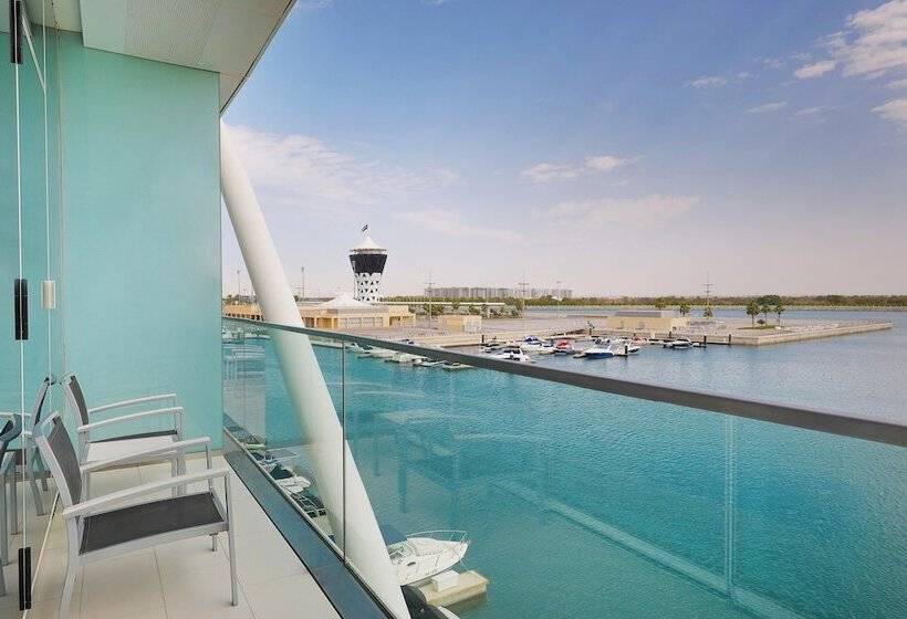 اتاق استاندارد با بالکن, W Abu Dhabi  Yas Island
