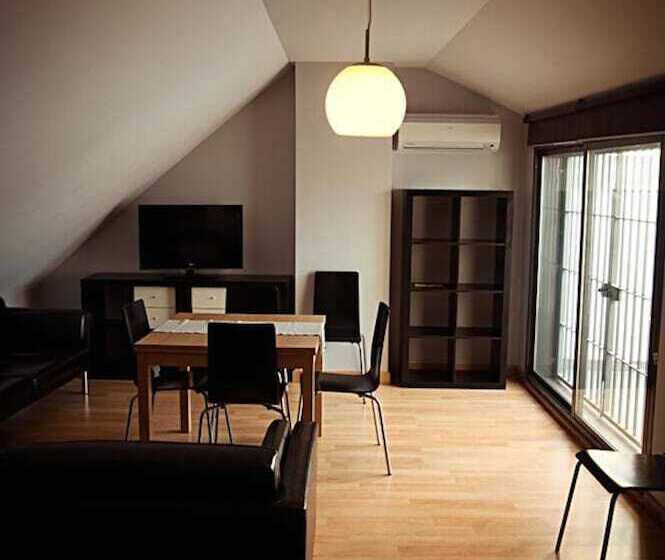 1 Bedroom Penthouse Apartment, Apartamentos San Pablo