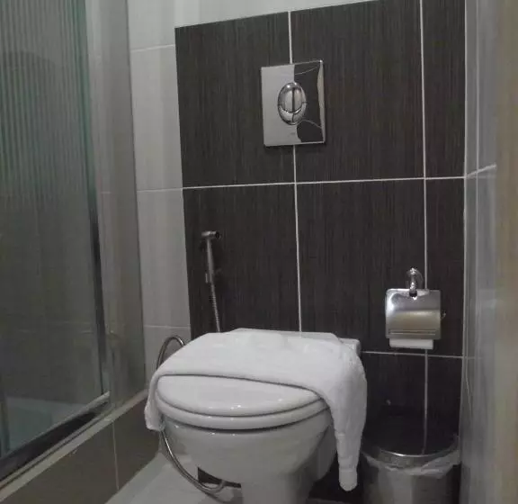 سوئیت 2 خوابه, Crystal Suites