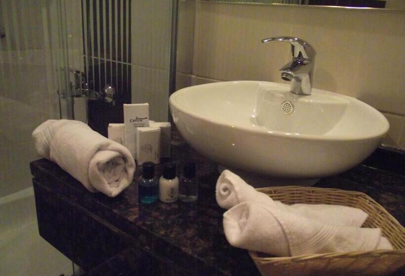 اتاق استاندارد یک نفره, Crystal Suites