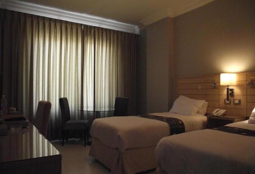 اتاق استاندارد یک نفره, Crystal Suites