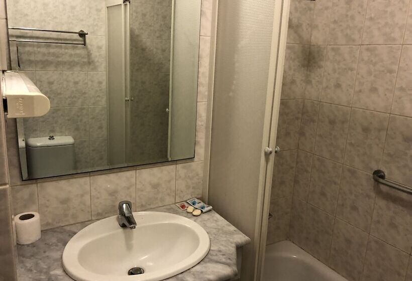 اتاق لوکس یک تخته, Dweik Hotel 2