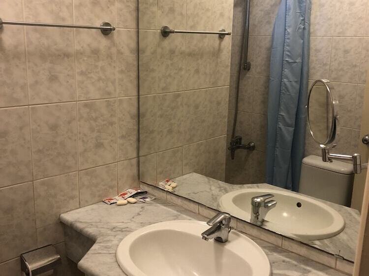 اتاق لوکس یک تخته, Dweik Hotel 2